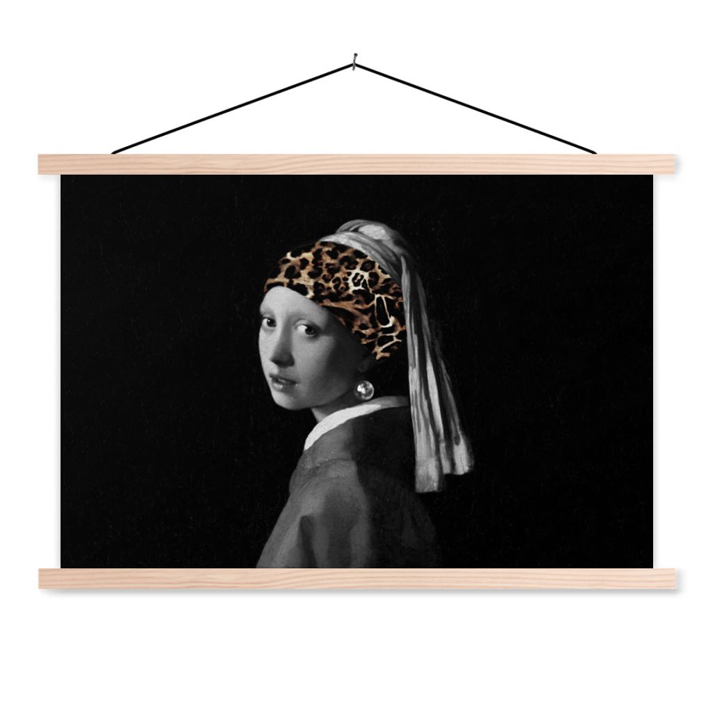 MuchoWow Textilposter Girl with a Pearl Earring - Stirnband - Pantherdruck 120x80 cm mit holzfarbenen Rahmen - Aufhängeset