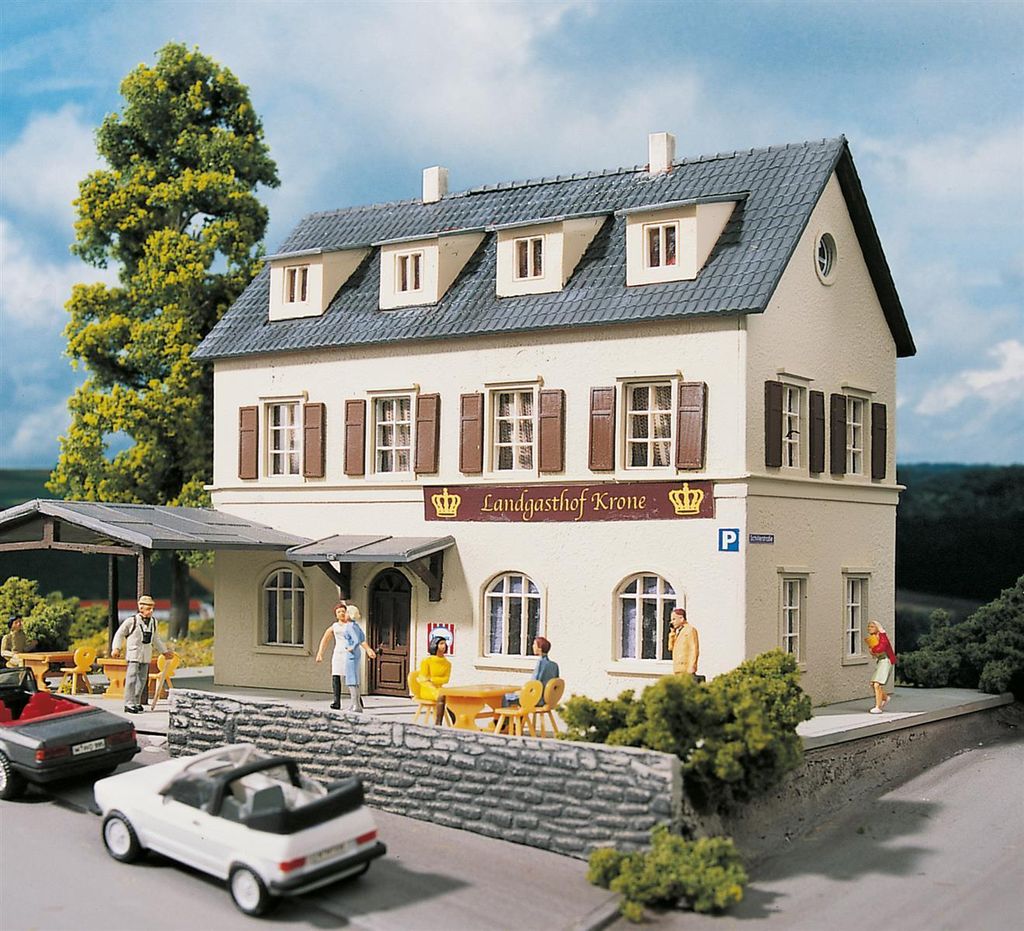 Piko 61830 - Landgasthof Krone Produktbild 