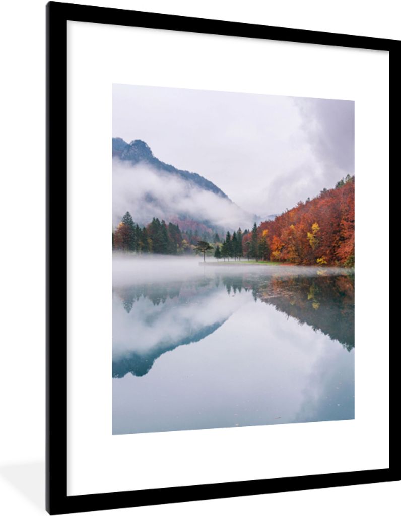 MuchoWow Gerahmtes Poster Herbst - Nebel - Wasser - Landschaft 60x80 cm - Poster mit Schwarzem Bilderrahmen Wandposter Rahmen Foto Bilder - Wohnz...