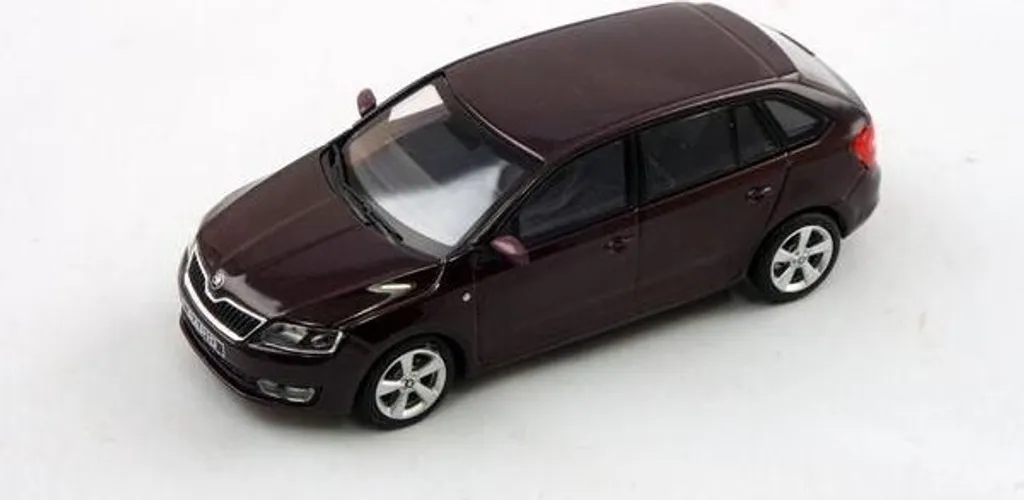 Miniature Škoda Rapid Spaceback 2013 Abrex 1:43 Idée Cadeau Passionnés