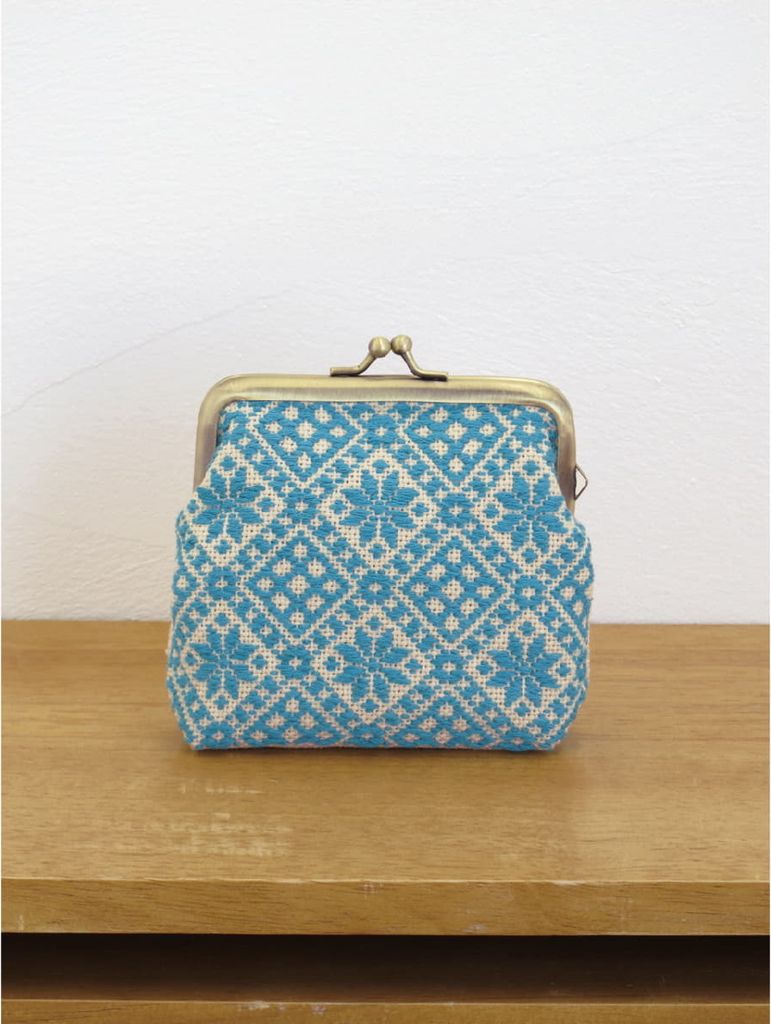 Olympus Kogin Stickpackung "Gamaguchi Beutel eckig beige blau", Zählmuster, 11,5x13cm, Original aus Japan