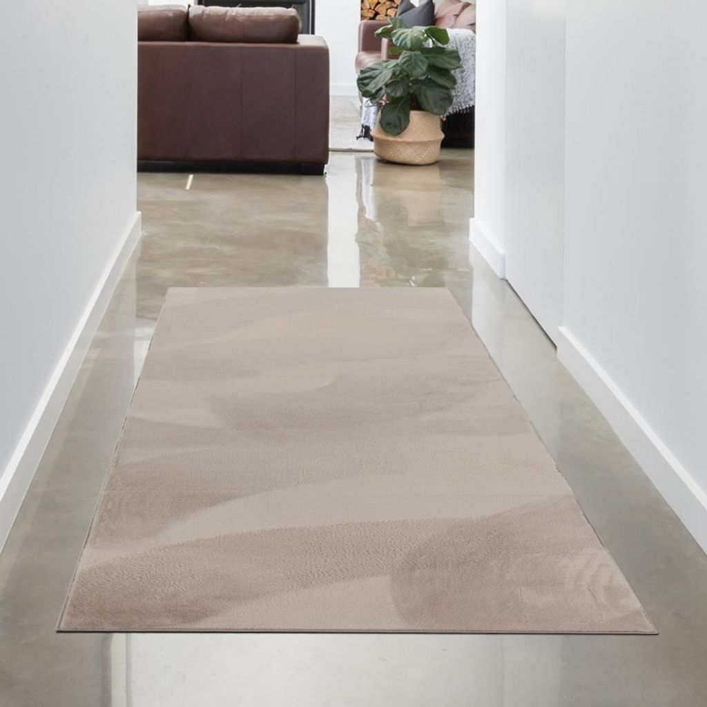 Teppich beige Hasenfell-Optik elegant weich mit feinem Schimmer modern Größe - 80 x 150 cm