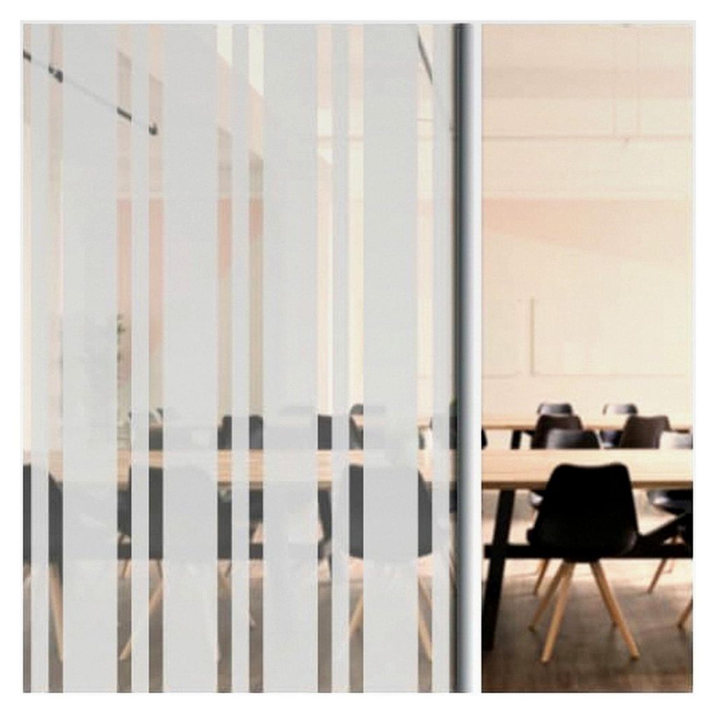 Milchglasfolie mit vertikalen Streifen zum Selbstaufkleben – Sichtschutz für Fenster und Türen (80x50cm)