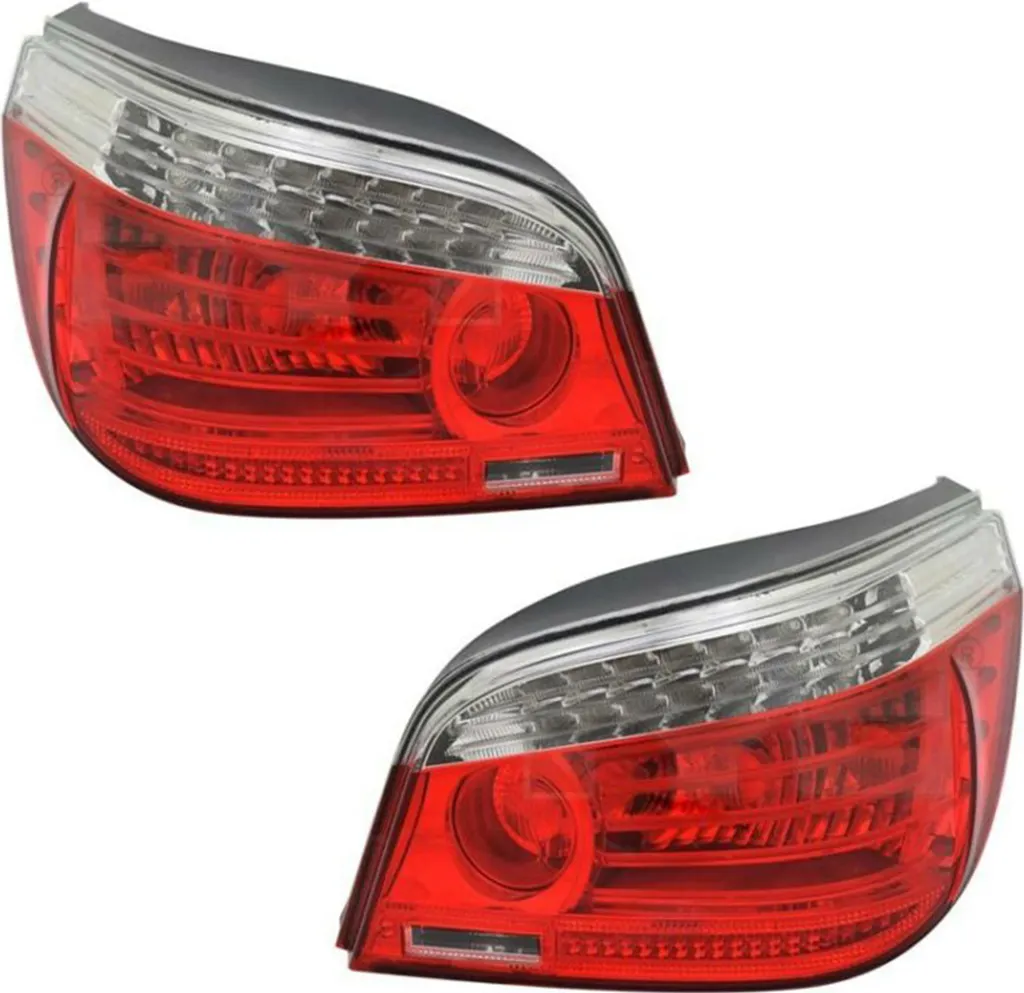 Feux arrière BMW Série 5 E60 avec finition cristal et montage simplifié