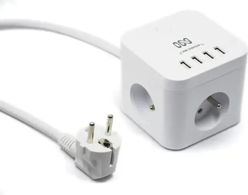 Multiprise Parasurtenseur Cube IN : 3 Prises et 4 Ports USB de Charge