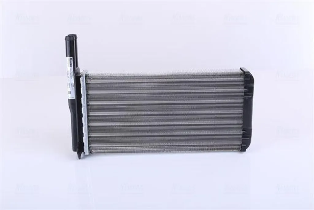 Radiateur de Chauffage NISSENS 71755 OE 1050091 pour Ford Escort