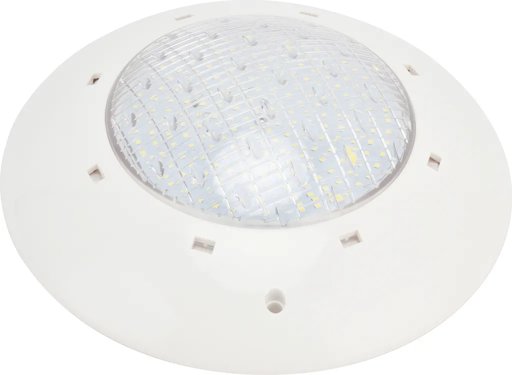 Lampe de piscine LED : remplacez votre vieux projecteur sans travaux