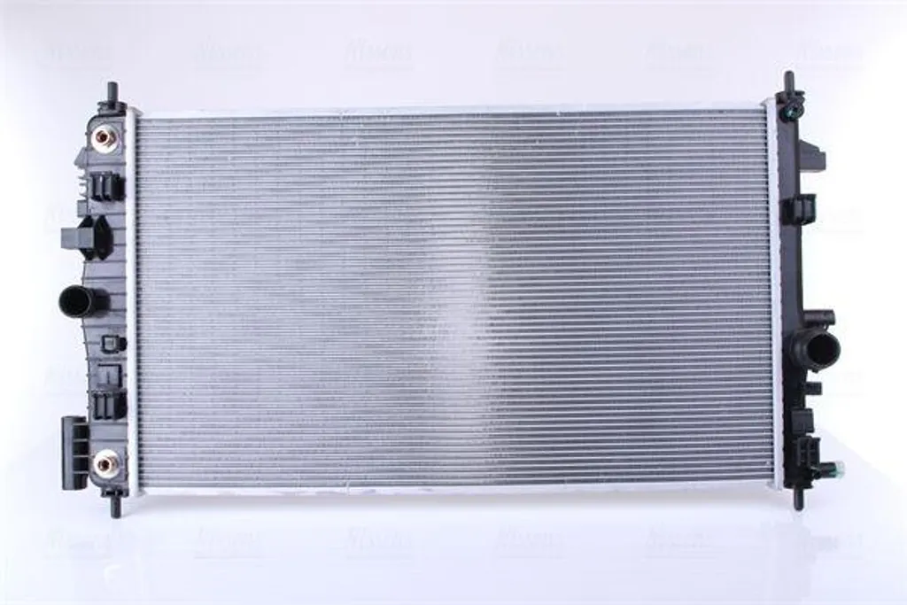 Évitez la surchauffe avec le radiateur moteur Nissens 606049