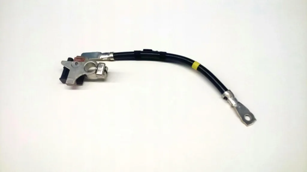 Réparer Borne Batterie Volvo avec la Pièce 31407114 S60 V60 XC60