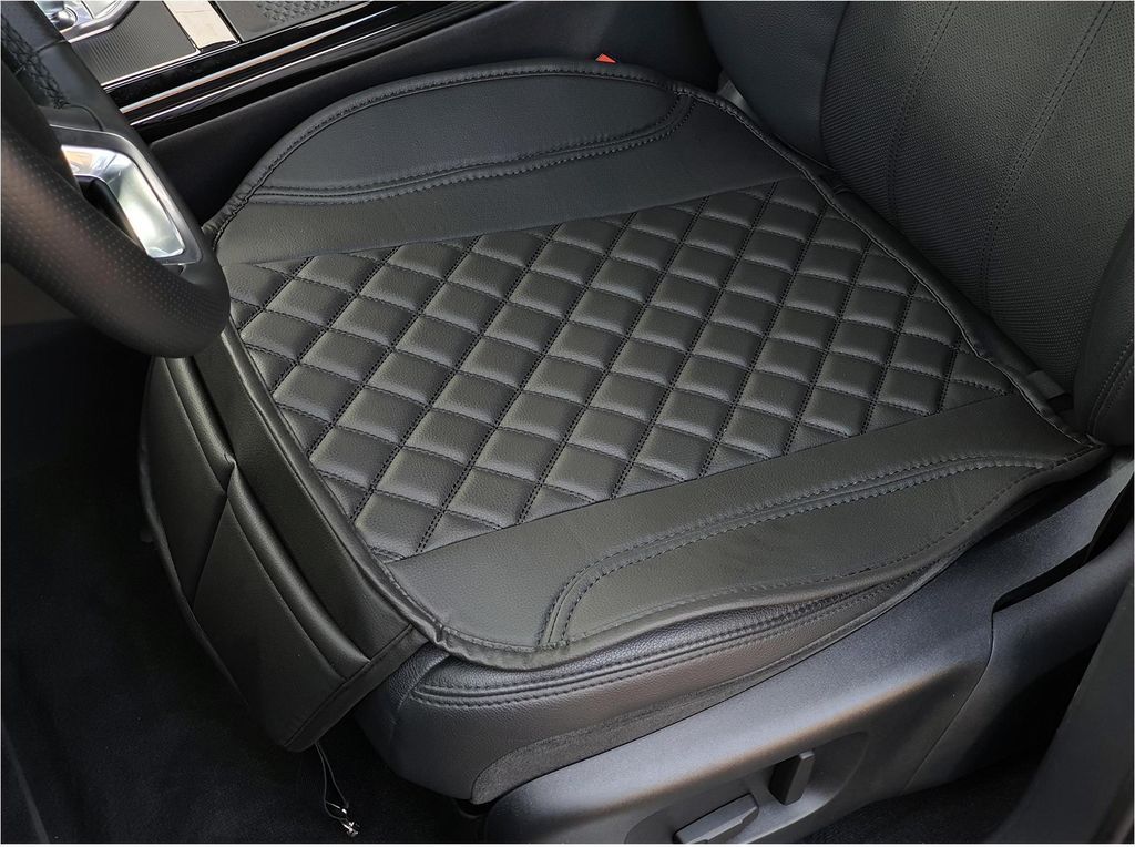 1 Sitzauflage für VW Passat B6 3C in Schwarz (OT404)