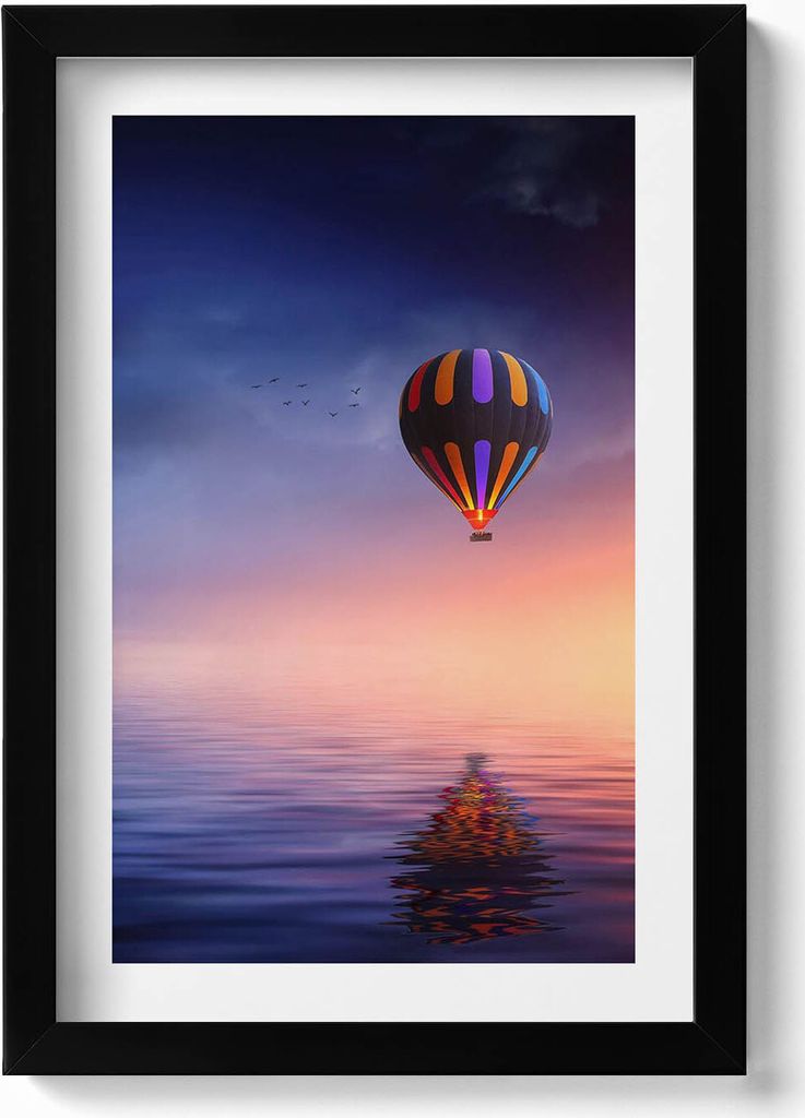 Ballon über dem Wasser– Wandbild mit Rahmen – Gerahmtes Bild – Wanddekoration – 20x30 cm – Schwarz