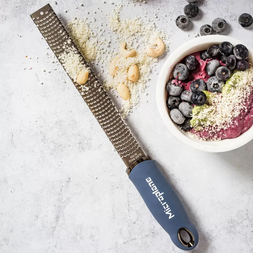 Grattugia Zester Microplane Acciaio Inox Professionale per Limone e Formaggio - 16