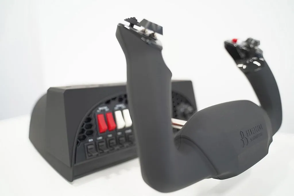 Joug de simulation Honeycomb Alpha Flight Controls avec panneau switch - 10