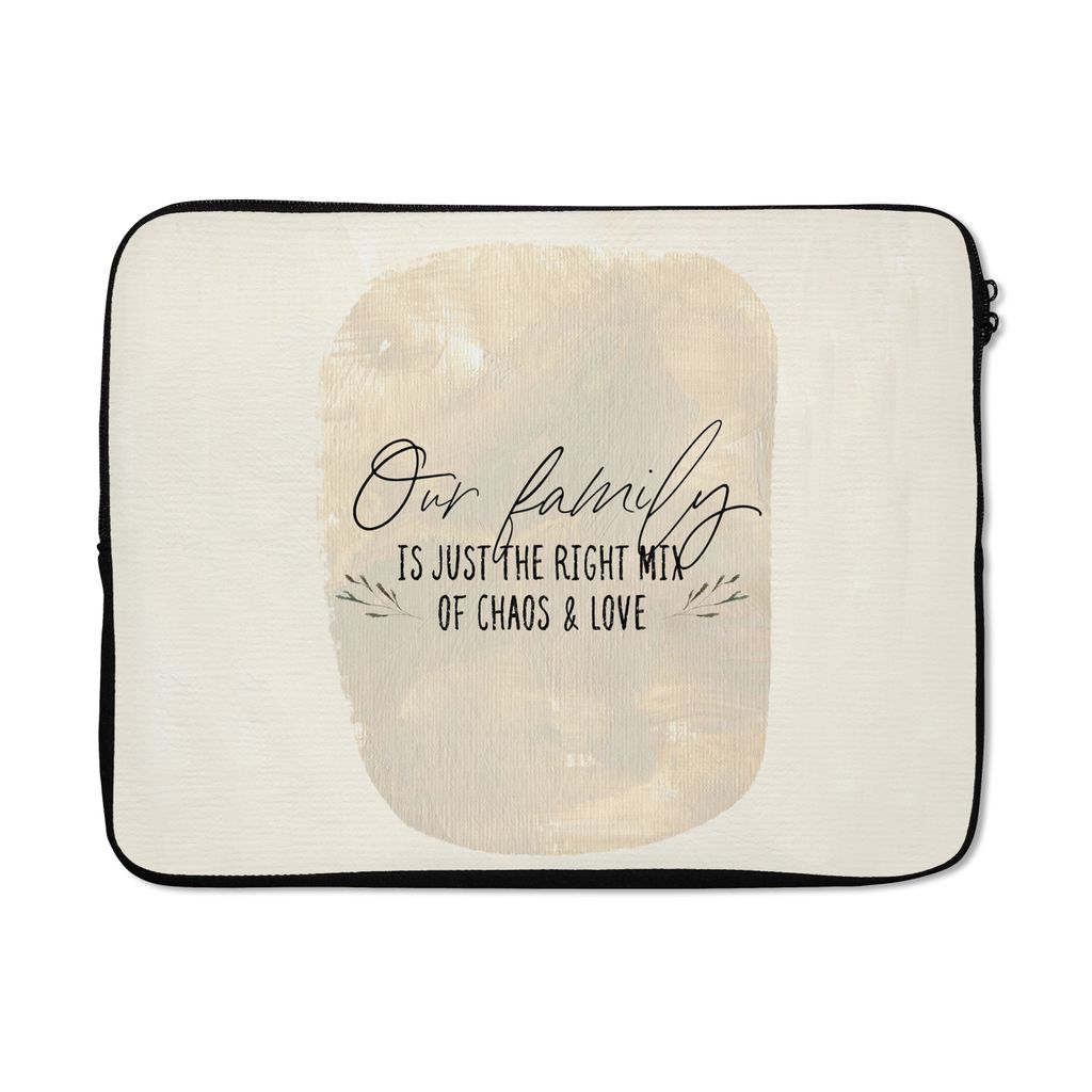 MuchoWow Laptop Hülle 17 Zoll Laptoptasche Zitate - Sprichwörter - Unsere Familie ist genau die richtige Mischung aus Chaos und Liebe - Zipper ...