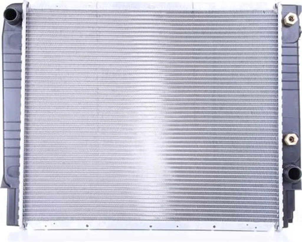 Radiateur de refroidissement eau NISSENS pour Volvo S90 et V90 essence