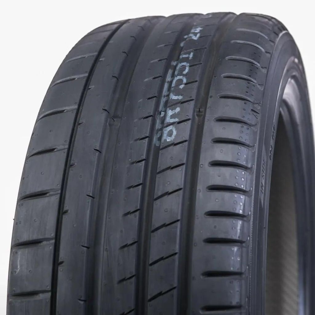 Yokohama Advan Sport V107 235/40 R18 95 Y XL FR Immagine del prodotto 