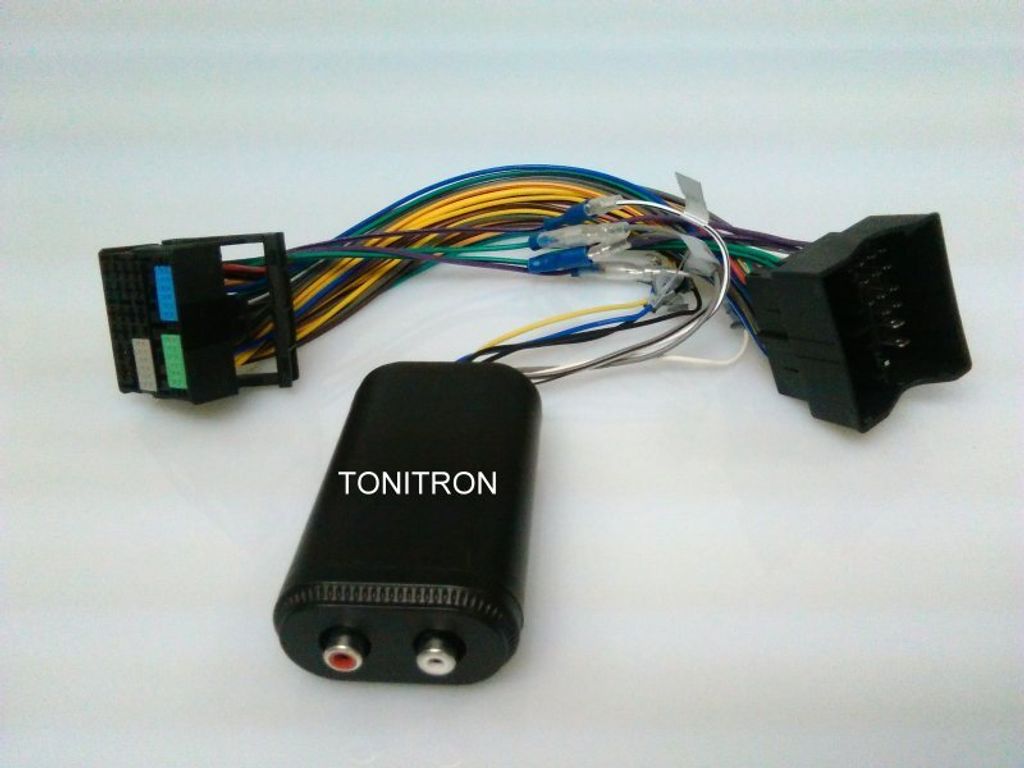 Quadlock High Low Adapter für VW Golf 7 Cinchausgang original Radio Remote