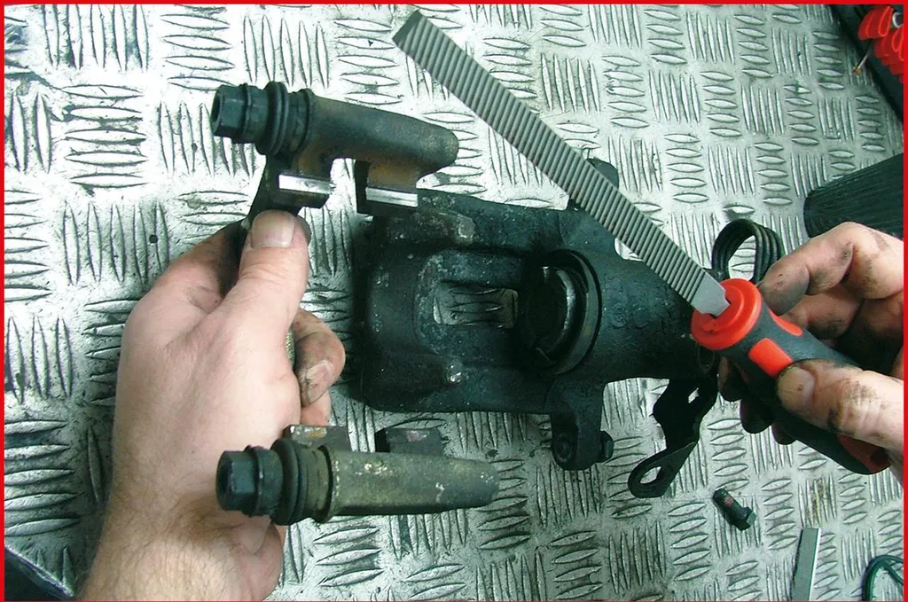Lime pour étrier de frein 270mm en acier trempé - Haute précision KS Tools