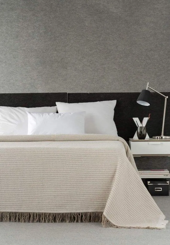 Couette hypoallergénique 230x270 cm pour lit King Size et nuits saines