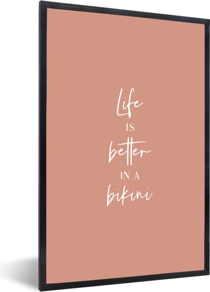 MuchoWow Gerahmtes Poster Das Leben ist besser im Bikini - Zitat - Pink 40x60 cm - Poster mit Schwarzem Bilderrahmen Wandposter Rahmen Foto Bilde...