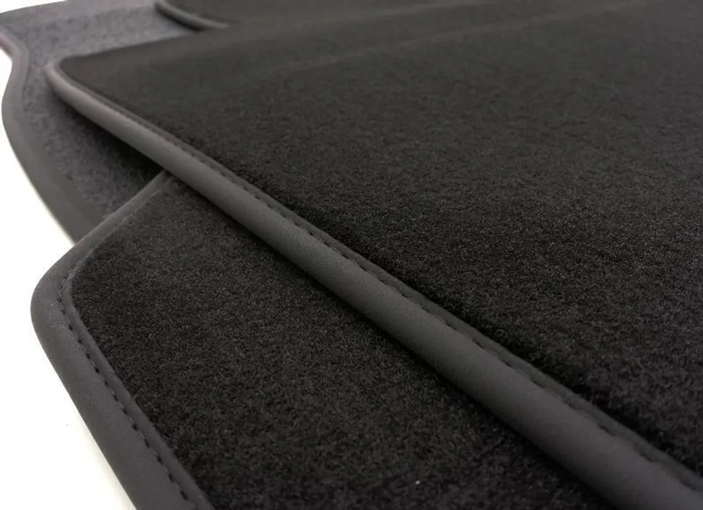 Tappetini Premium Porsche 911 996 (con Bose) Set di tappetini per auto in pelle velours nubuck 4 pezzi neri