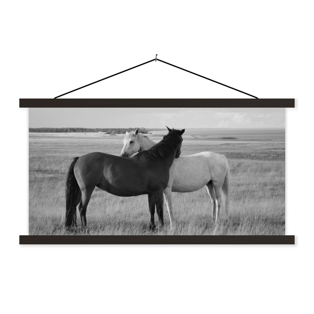 MuchoWow Textilposter Pferde - Tiere - Porträt - Schwarz-Weiß - Landleben 150x75 cm mit schwarzem Rahmen - Posterleiste