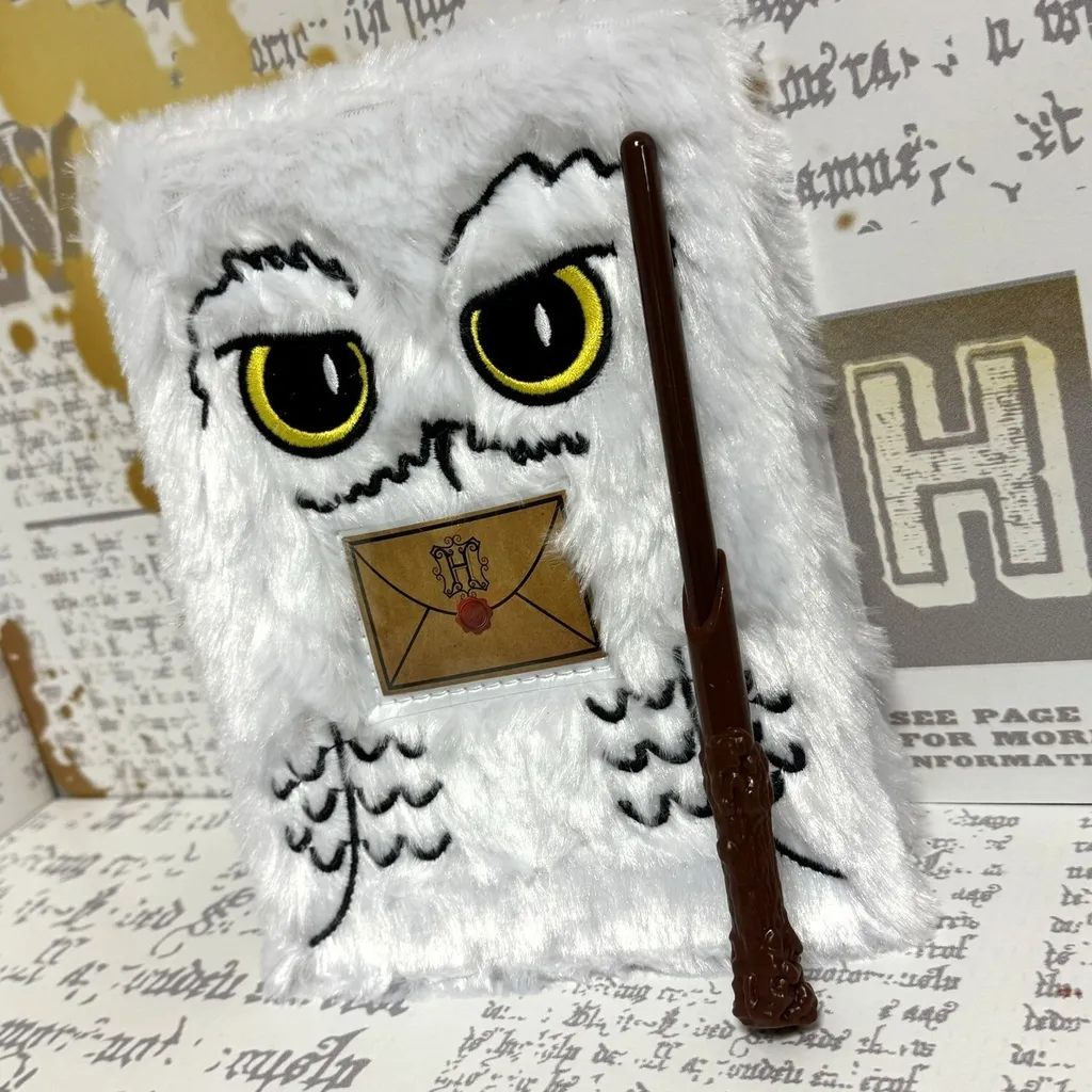 Set de Papeterie Hedwig avec Carnet de Notes Premium et Stylo Chic - 10