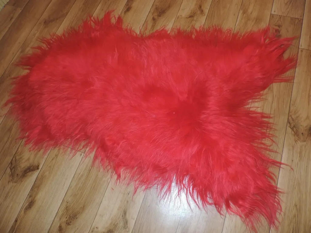 Tapis en Peau d'Agneau Islandaise Rouge XL 110cm - Décoration Naturelle