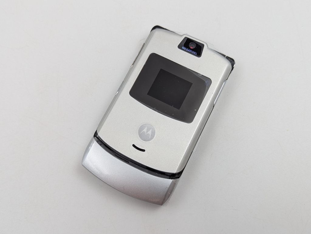 Motorola Moto Razr V3 I Kultovní skládací téléphone Image du produit 