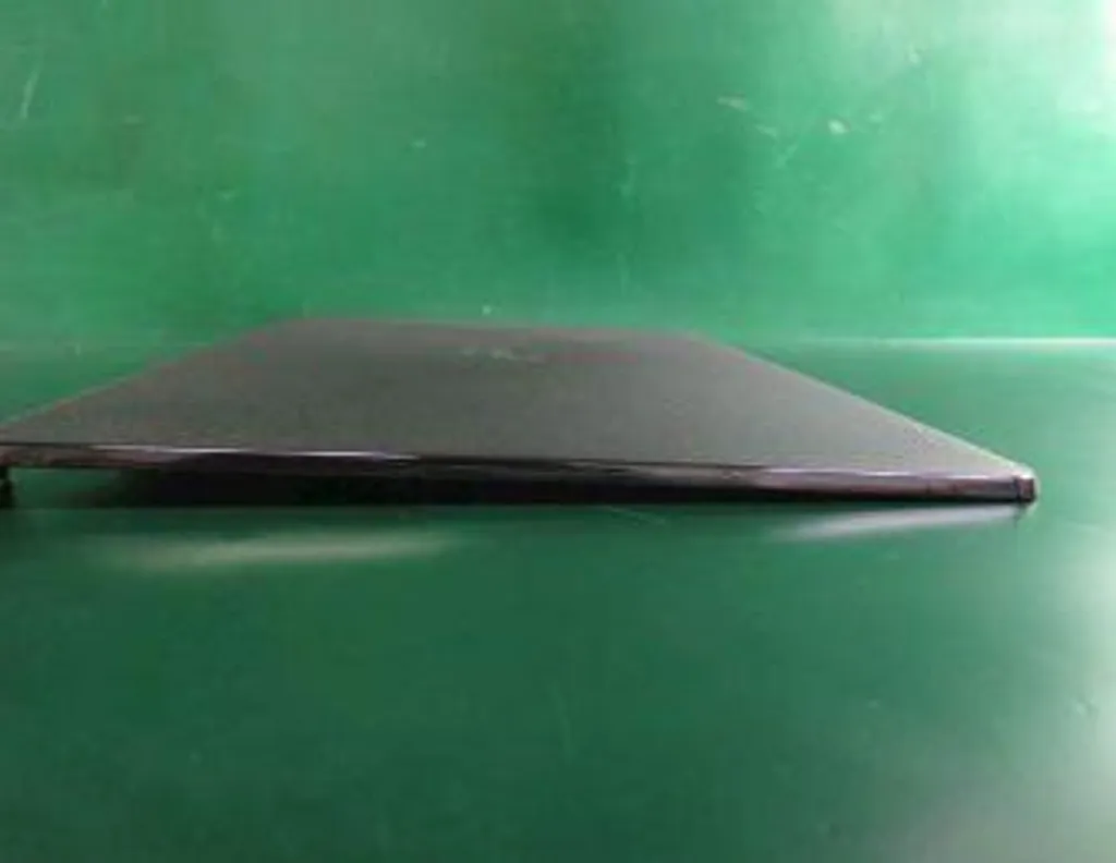 Capot arrière LCD Dell Vostro 15 série 3000 protection écran robuste gris