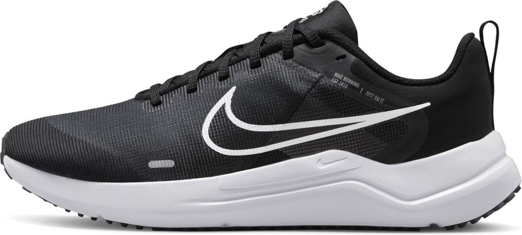 Black nike downshifter online