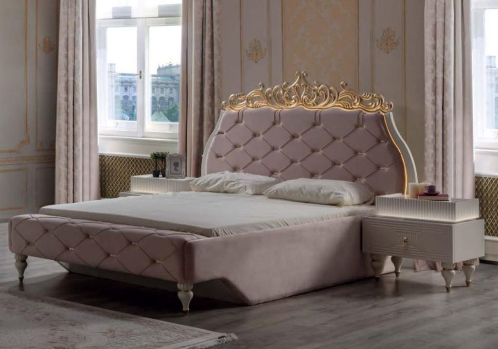 Casa Padrino Luxus Barock Doppelbett Rosa / Creme / Gold 204 x 233 x H. 149 cm - Edles Massivholz Bett mit Kopfteil - Prunkvolle Schlafzimmer Möbe...