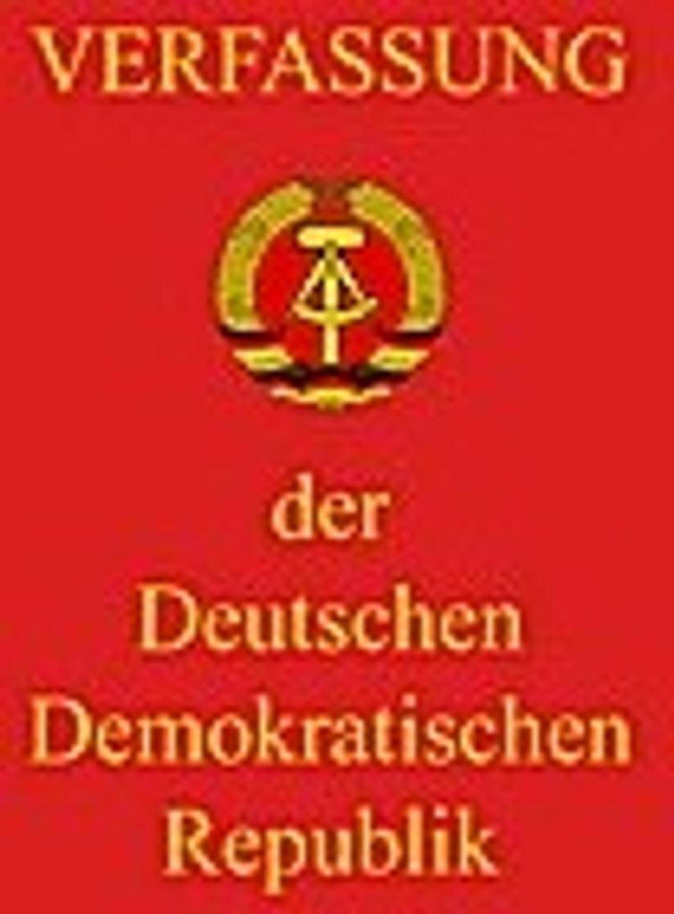 Verfassung der DDR.