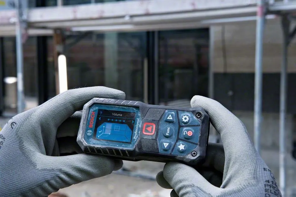 Télémètre laser Bosch GLM 50-22 Professional pour plans et devis rapides