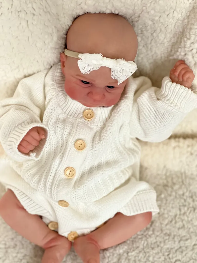Bébé Reborn Elijah 46cm - Idéal pour Collection et Thérapie Douce - 4