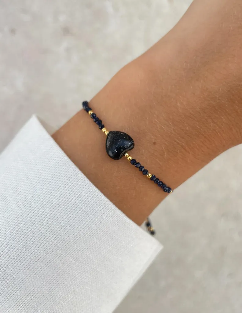 Bracelet fil Cairo Night avec cœur hématite pour succès et confiance