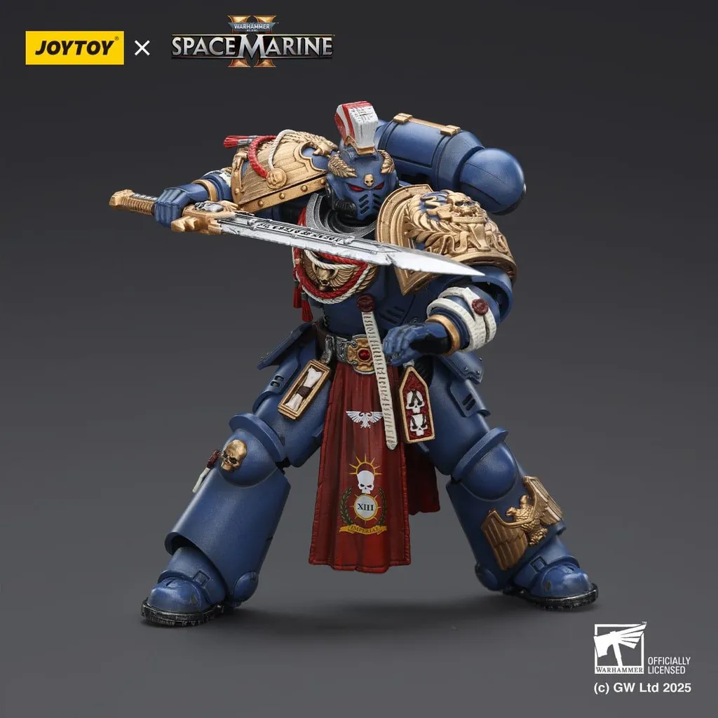 Figurine Space Marine 2 Ultramarines décorative pour setup gaming 13cm