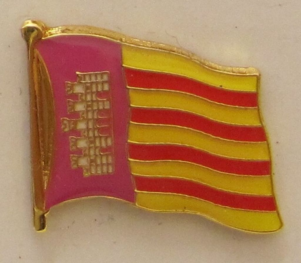 Pin Anstecker Flagge Fahne Mallorca Spanien Inselflagge Produktbild 