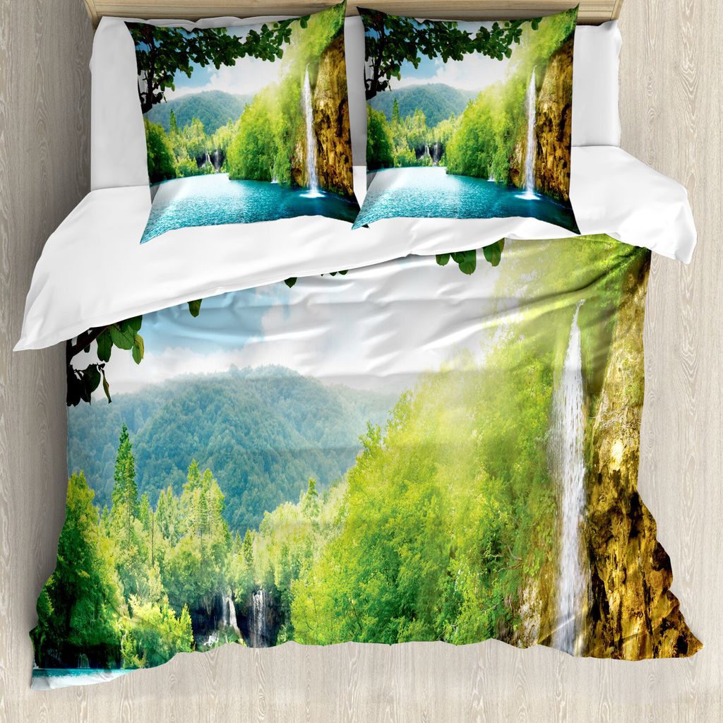 ABAKUHAUS Wasserfall Bettbezug, Crotian Lake Forest, Milbensicher Allergiker geeignet mit Kissenbezügen, 155 cm x 220 cm - 80 x 80 cm, Grün und Blau