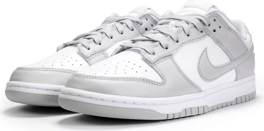 Nike Dunk high quality low US 10 / EU 44 NEU und ungetragen