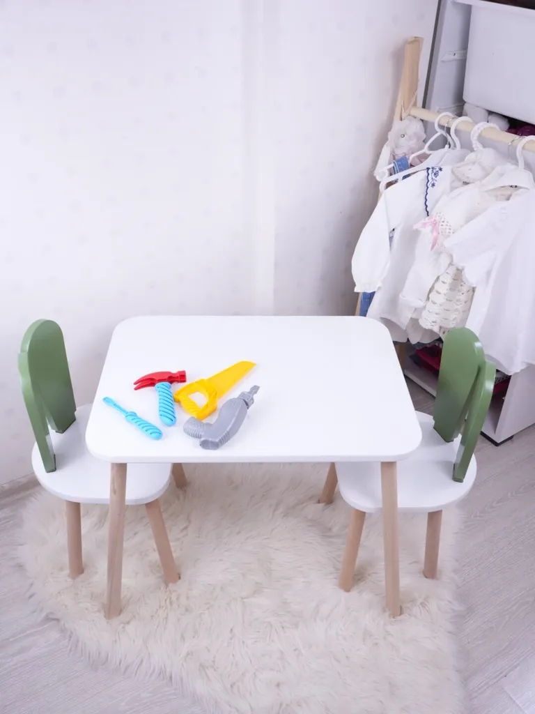 Ensemble Table et Chaises Lapin en MDF Vert - Design Skye Decor Kids