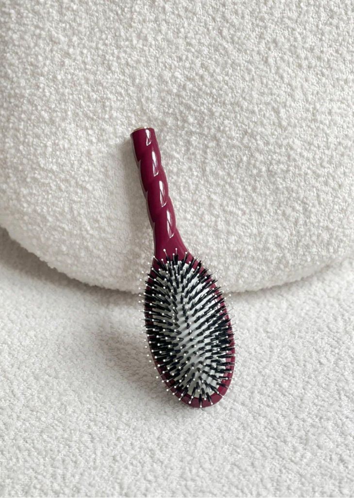 La Bonne Brosse N.03 The Essential Soft Hair Brush Red Cherry