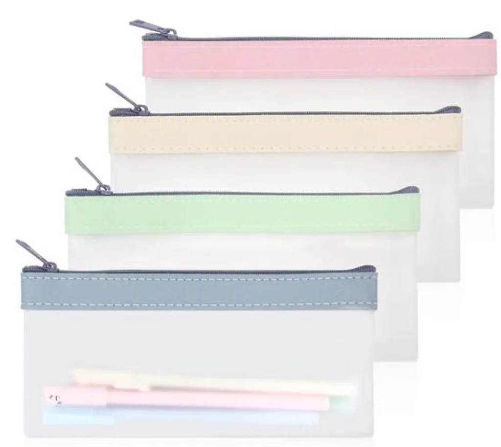 Lot de 4 trousses de toilette transparentes zippées format voyage cabine