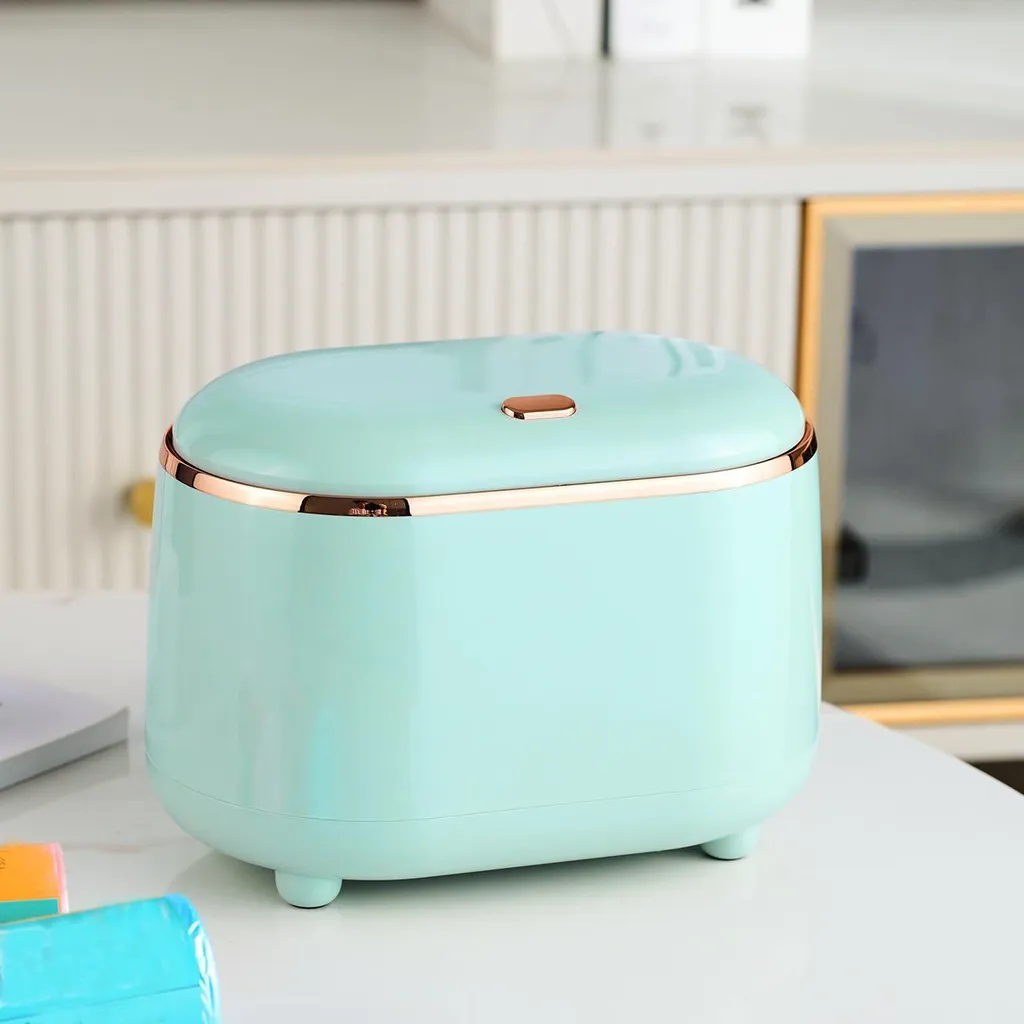 Poubelle de bureau verte design avec couvercle et 50 sacs recyclables