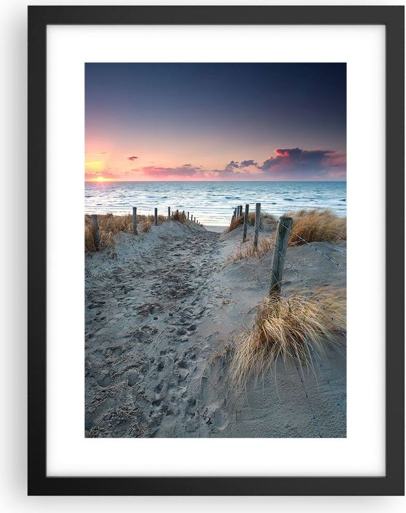 Gerahmtes Poster - Schwarzer Rahmen - Strand Sand Spaziergang - 30x40 cm - Wand Bild - Wanddeko - Wandbilder - Kunstposter - Wandposter - Bilderrah...