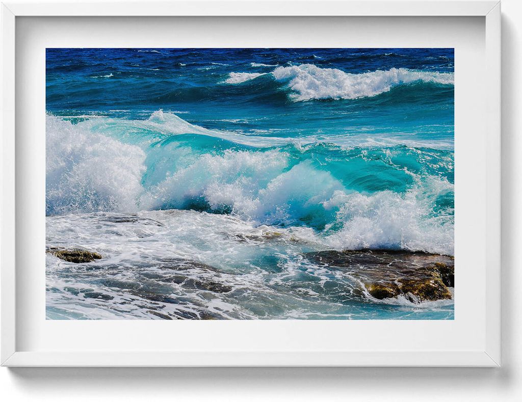Meeresblaue Wasserwellen– Wandbild mit Rahmen – Gerahmtes Bild – Wanddekoration – 70x50 cm – Weiß Rahmen