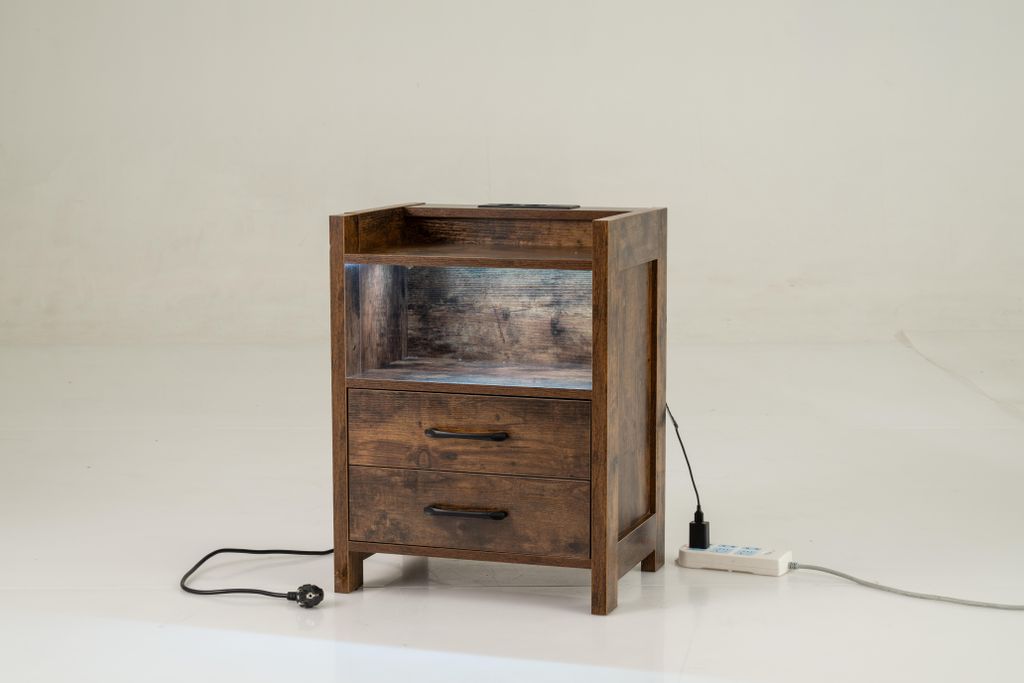 KOMFOTTEU Nachttisch mit Ladestation und LED-Beleuchtung, Kleiner Couchtisch aus Holz mit Schubladen und offenem Fach, moderner Beistelltisch für ...