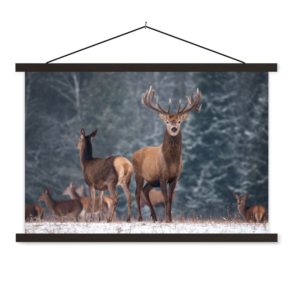 MuchoWow Textilposter Waldtiere - Hirsche - Landschaft - Winter - Schnee - Natur 120x80 cm mit schwarzem Rahmen - Wanddeko