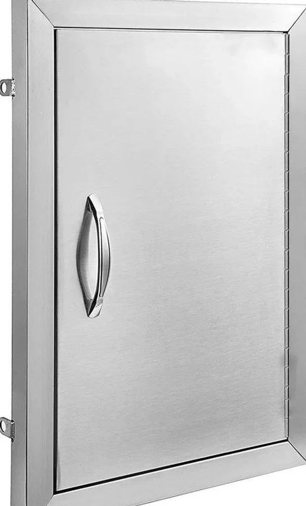 Aménagement de cuisine d'été : porte inox avec fermeture magnétique