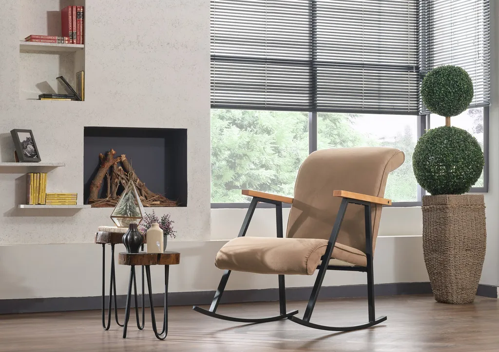 Rocking chair moderne Yoka marron clair en métal pour salon et lecture